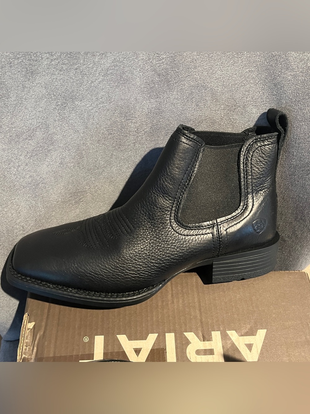 Ariat Men’s Boots Booker Chelsea Wide Square Toe Western Boot Size 10.5 EE Wide - Picture 6 of 15